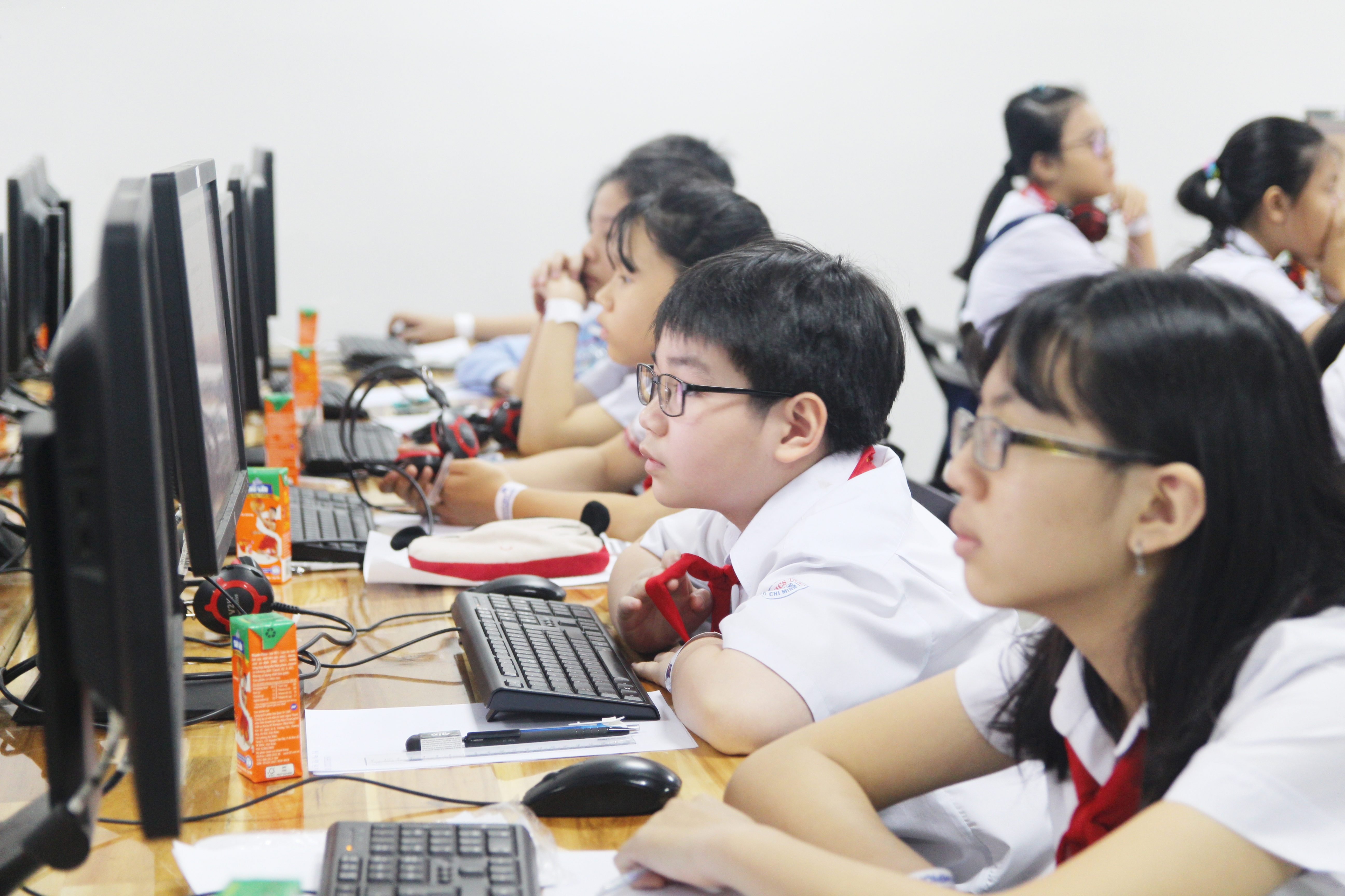 Hơn 4.000 thí sinh lọt vào vòng 2 cuộc thi tiếng Anh English Champion 2018